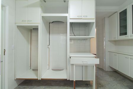 Apartamento para alugar com 160m², 3 quartos e 2 vagasCozinha