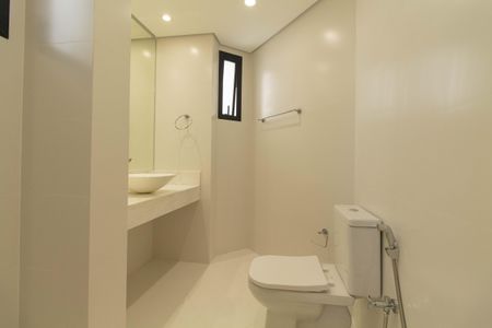 Apartamento para alugar com 160m², 3 quartos e 2 vagasBanheiro da Suíte