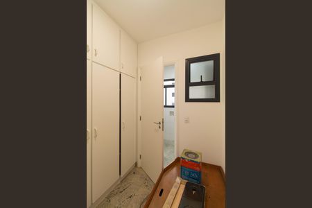 Apartamento para alugar com 160m², 3 quartos e 2 vagasQuarto de Serviço