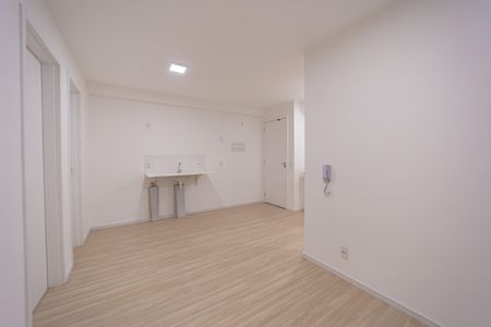 Sala de apartamento para alugar com 2 quartos, 34m² em Cangaiba, São Paulo