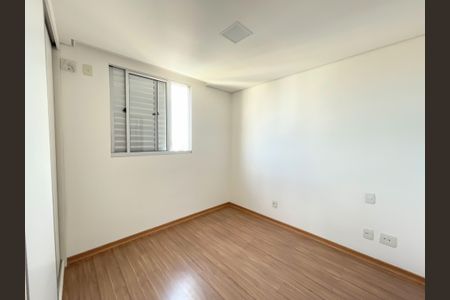 Apartamento à venda com 70m², 3 quartos e 2 vagasQuarto 3 suíte