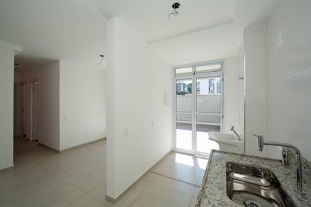 Apartamento à venda com 170m², 3 quartos e 3 vagas Apartamento à venda com 170m², 3 quartos e 3 vagasCOZINHA