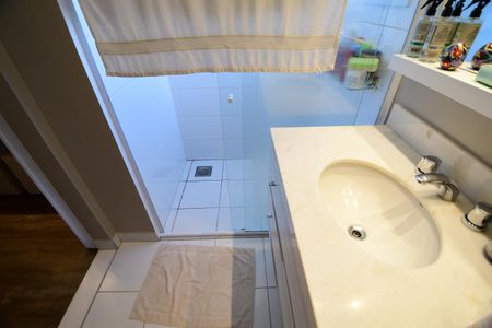 Apartamento à venda com 137m², 2 quartos e 2 vagasBanheiro Suíte