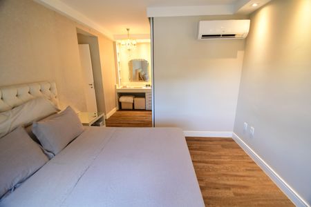 Apartamento à venda com 137m², 2 quartos e 2 vagasQuarto 2 - Suíte