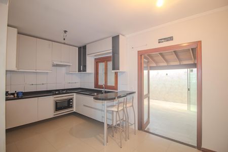 Casa para alugar com 140m², 3 quartos e 2 vagasCozinha