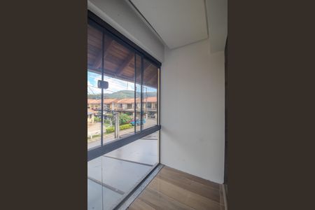Casa para alugar com 140m², 3 quartos e 2 vagasSuite