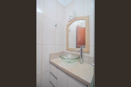 Casa para alugar com 140m², 3 quartos e 2 vagasBanheiro 2