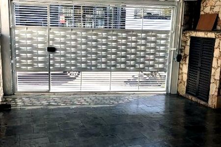 Casa à venda com 121m², 3 quartos e 2 vagasGARAGEM