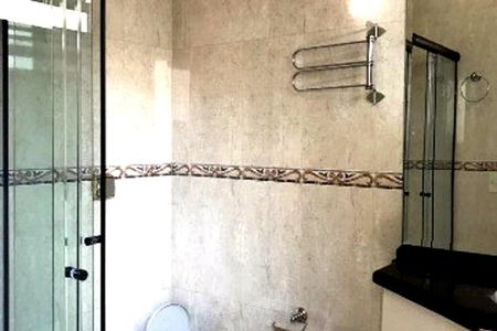 Casa à venda com 121m², 3 quartos e 2 vagasWC C/ BOX