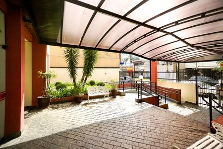 Apartamento à venda com 60m², 2 quartos e 1 vagaEntrada