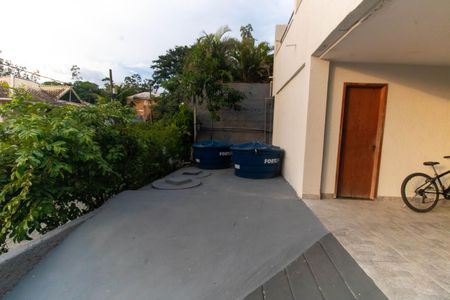 Casa de condomínio à venda com 286m², 4 quartos e 2 vagas Casa de condomínio à venda com 286m², 4 quartos e 2 vagasÁrea externa