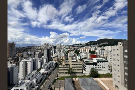 Apartamento à venda com 96m², 2 quartos e 1 vagaÁrea externa