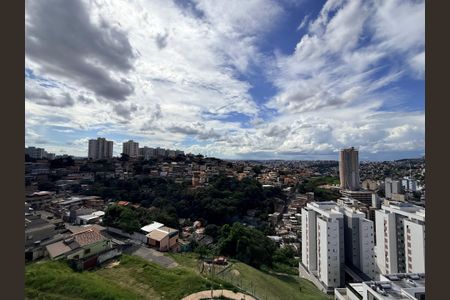 Apartamento à venda com 96m², 2 quartos e 1 vagaÁrea externa