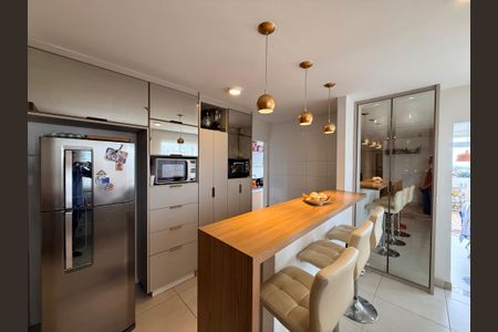 Cozinha de apartamento à venda com 2 quartos, 96m² em Buritis, Belo Horizonte