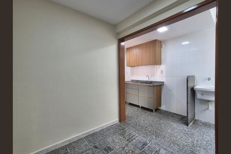 Apartamento para alugar com 83m², 2 quartos e 1 vaga