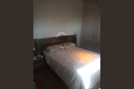 Apartamento à venda com 180m², 3 quartos e 2 vagas Apartamento à venda com 180m², 3 quartos e 2 vagasQuarto