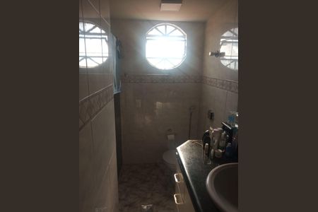 Apartamento à venda com 180m², 3 quartos e 2 vagas Apartamento à venda com 180m², 3 quartos e 2 vagasBanheiro