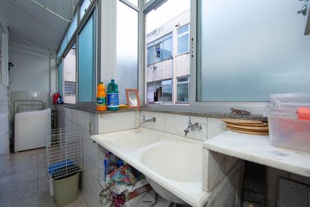 Apartamento à venda com 105m², 3 quartos e 1 vaga Apartamento à venda com 105m², 3 quartos e 1 vagaÁrea de serviço