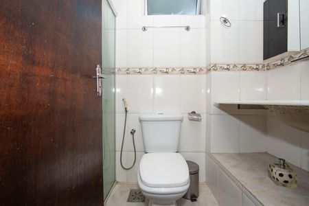 Apartamento à venda com 105m², 3 quartos e 1 vaga Apartamento à venda com 105m², 3 quartos e 1 vagaBanheiro da Suíte