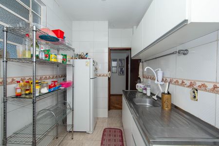 Cozinha de apartamento à venda com 3 quartos, 105m² em Vila Barragem Santa Lucia, Belo Horizonte