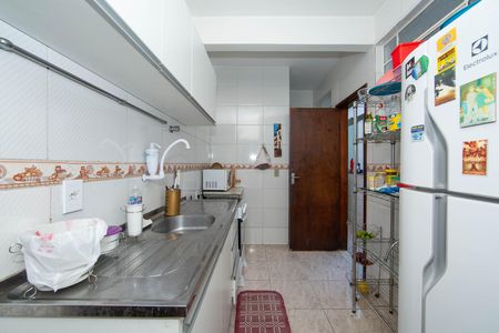 Apartamento à venda com 105m², 3 quartos e 1 vaga Apartamento à venda com 105m², 3 quartos e 1 vagaCozinha