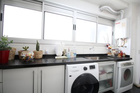 Apartamento à venda com 172m², 3 quartos e 3 vagasÁrea de Serviço