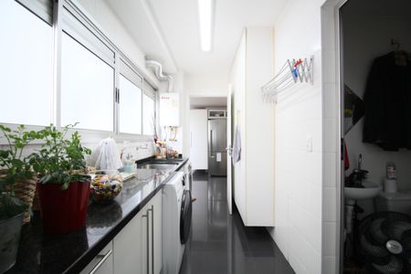 Apartamento à venda com 172m², 3 quartos e 3 vagasÁrea de Serviço