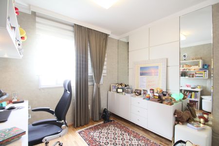 Apartamento à venda com 172m², 3 quartos e 3 vagasQuarto 1