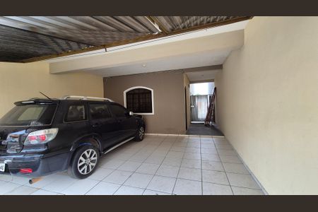 Casa para alugar com 159m², 3 quartos e 1 vaga Casa para alugar com 159m², 3 quartos e 1 vagaGaragem