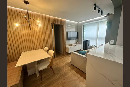 Apartamento à venda com 48m², 2 quartos e 1 vaga Apartamento à venda com 48m², 2 quartos e 1 vagaSala de jantar