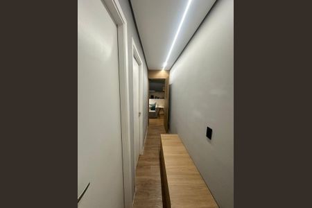 Apartamento à venda com 48m², 2 quartos e 1 vaga Apartamento à venda com 48m², 2 quartos e 1 vagaCorredor