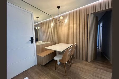 Apartamento à venda com 48m², 2 quartos e 1 vaga Apartamento à venda com 48m², 2 quartos e 1 vagaSala de jantar