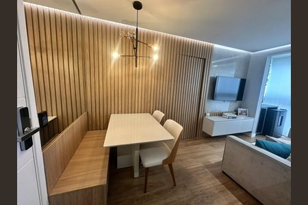 Apartamento à venda com 48m², 2 quartos e 1 vaga Apartamento à venda com 48m², 2 quartos e 1 vagaSala de jantar