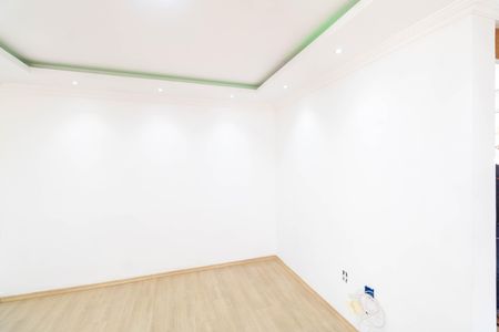 Apartamento para alugar com 70m², 2 quartos e 1 vaga Apartamento para alugar com 70m², 2 quartos e 1 vagaSala