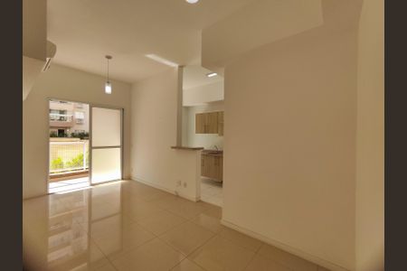 Apartamento à venda com 74m², 2 quartos e 1 vaga Apartamento à venda com 74m², 2 quartos e 1 vagaSala