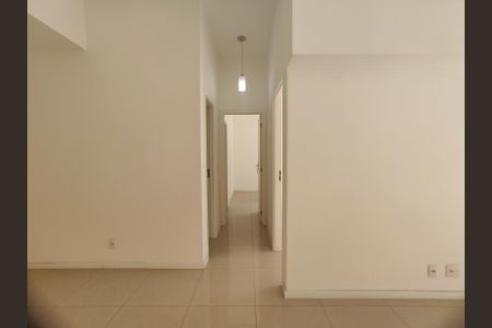 Apartamento à venda com 74m², 2 quartos e 1 vaga Apartamento à venda com 74m², 2 quartos e 1 vagaSala