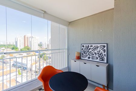 Studio para alugar com 33m², 1 quarto e 1 vaga Studio para alugar com 33m², 1 quarto e 1 vagaVaranda