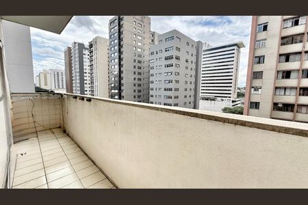 Apartamento à venda com 3 quartos, 119m² em Barro Preto, Belo Horizonte