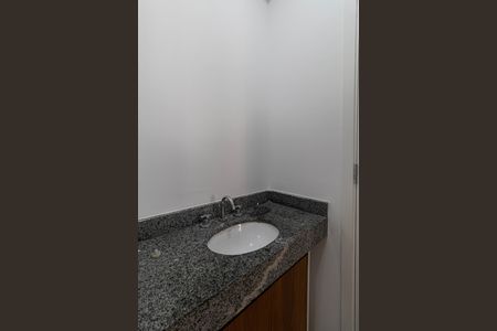 Apartamento à venda com 33m², 2 quartos e sem vaga Apartamento à venda com 33m², 2 quartos e sem vagaBanheiro