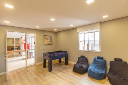Apartamento à venda com 33m², 2 quartos e sem vaga Apartamento à venda com 33m², 2 quartos e sem vagaÁrea Comum - Sala de Jogos