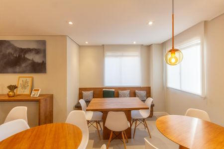 Apartamento à venda com 33m², 2 quartos e sem vaga Apartamento à venda com 33m², 2 quartos e sem vagaÁrea Comum - Salão de Festas