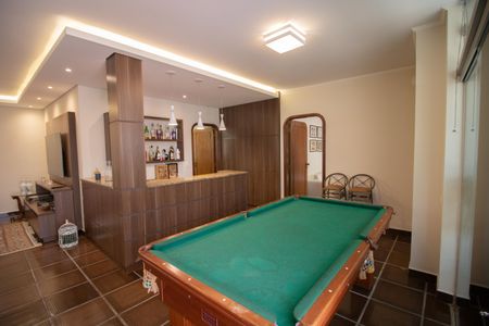 Casa à venda com 500m², 4 quartos e 5 vagas Casa à venda com 500m², 4 quartos e 5 vagasSALA