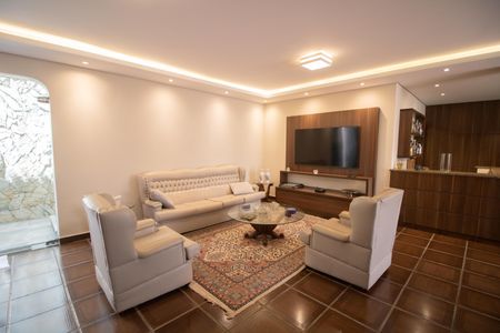 SALA de casa à venda com 4 quartos, 500m² em Jardim Sao Bento, São Paulo