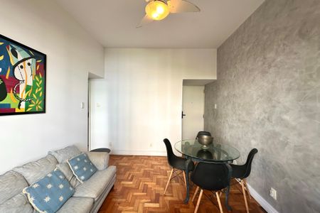 Apartamento para alugar com 38m², 2 quartos e sem vaga