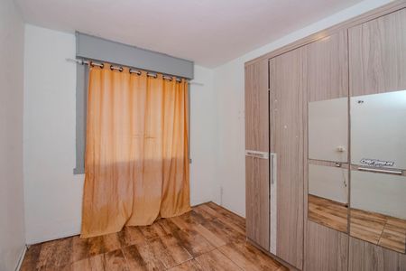 Quarto de casa para alugar com 1 quarto, 70m² em Jardim Dona Leopoldina, Porto Alegre