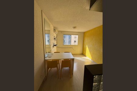 Sala de apartamento para alugar com 2 quartos, 39m² em Sarandi, Porto Alegre