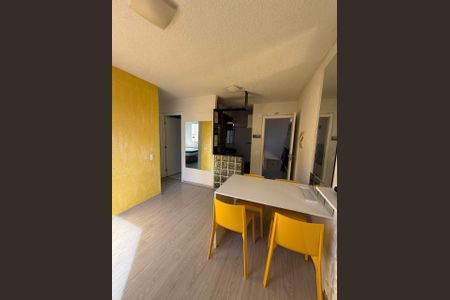 Sala de apartamento para alugar com 2 quartos, 39m² em Sarandi, Porto Alegre