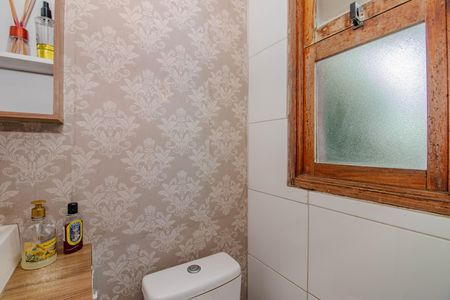 Casa para alugar com 70m², 3 quartos e 1 vaga Casa para alugar com 70m², 3 quartos e 1 vagaBanheiro Social