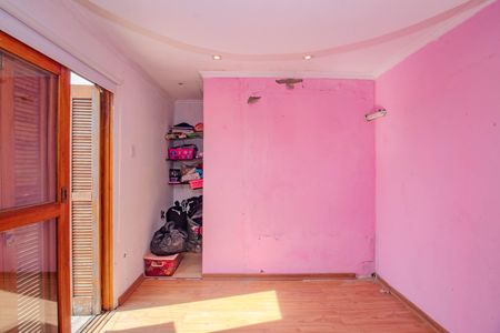 Quarto 1 de casa para alugar com 3 quartos, 70m² em Jardim Dona Leopoldina, Porto Alegre