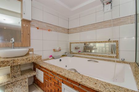Casa para alugar com 70m², 3 quartos e 1 vaga Casa para alugar com 70m², 3 quartos e 1 vagaBanheiro da Suíte